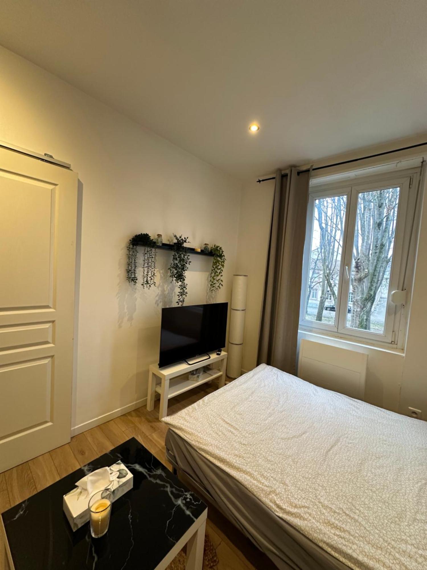 # Le 8 # Joli Petit F2 Tout Equipe, Mulhouse Centre Exterior photo